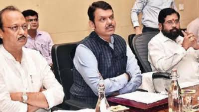 महाराष्ट्रात महायुतीला फटका कसा बसला? मराठा, मुस्लीम आणि दलित ही गठ्ठा मते यावेळी भाजपच्या विरोधात ?